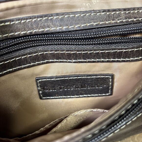 Concealed Carry Gun Tote'n Mamas Distressed Leather Crossbody Purse RFID - Picture 4 of 11